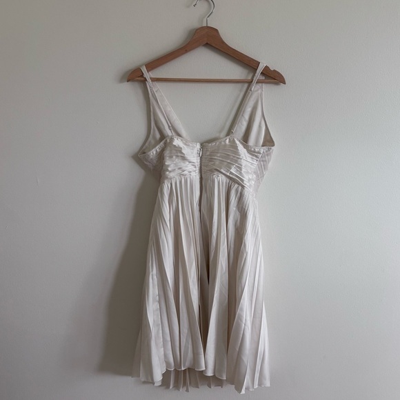 Abercrombie & Fitch Plunge Pleated Mini Dress Small Tall - Picture 4 of 5